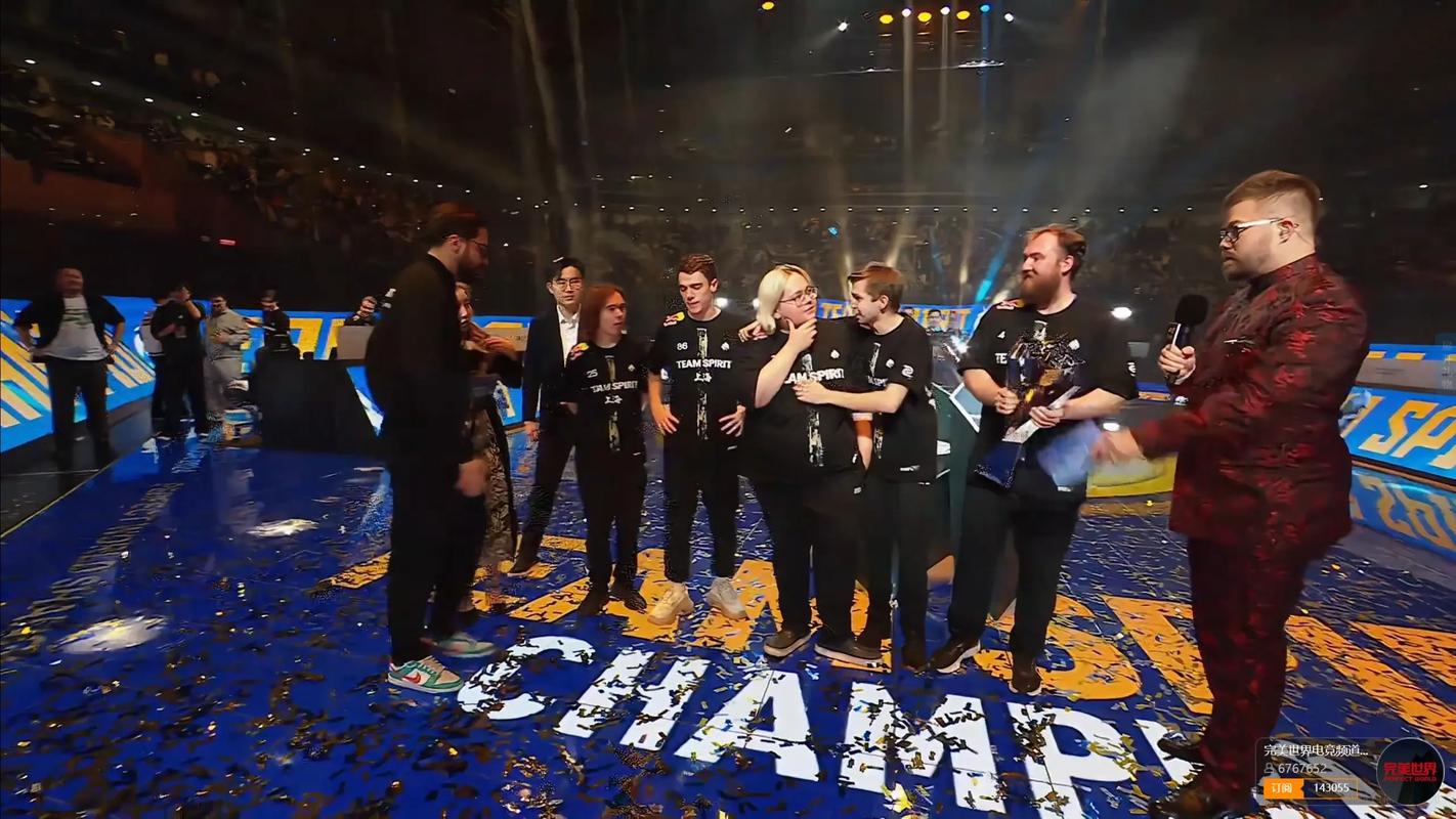 英雄联盟LPL赛后小钰采访Rookie，这是史上最长的赛后采访！