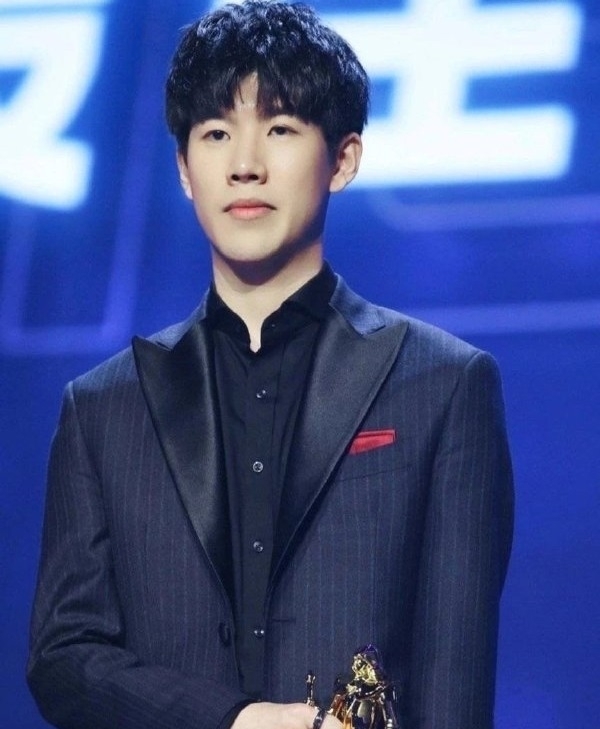 我丈夫真棒！ Viper 滑板鞋自由输出徐秀耀虎很难击败 Hanwha Life Esports 夺回一座城市