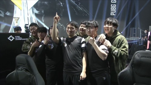 LLA赛后采访Faker：我觉得打游戏很有趣 再次和GEN交手很开心